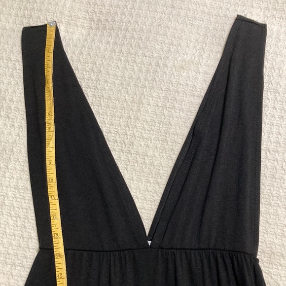 Velvet Torch Black Plunging Neckline Maxi Dress with Leg Slit NWT Size Medium - Picture 10 of 13